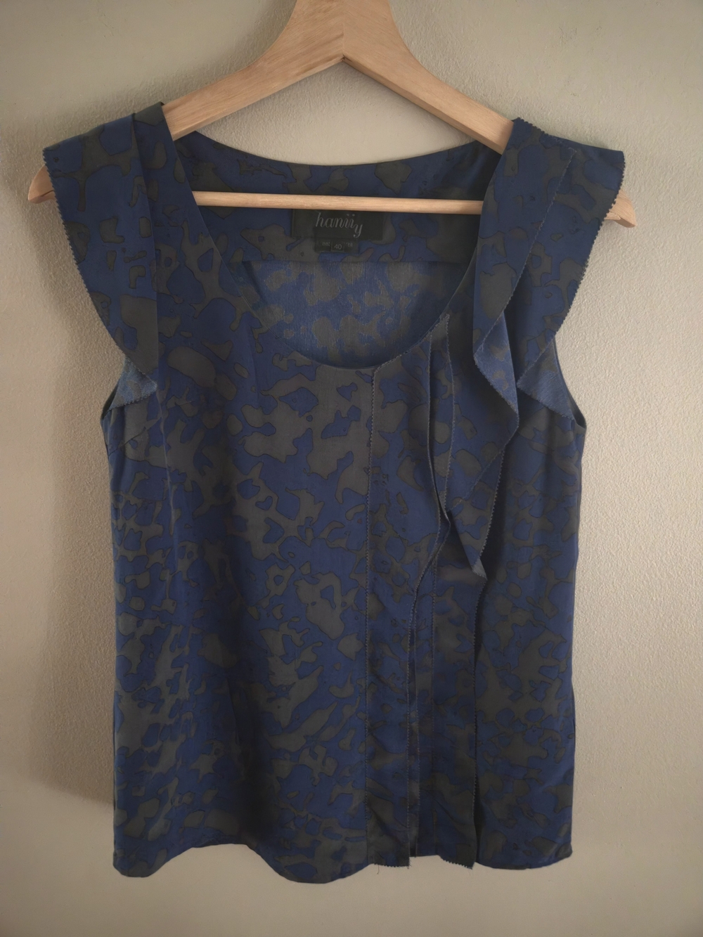 Hanii Y  Sleeveless Blouse Ruffles Office Career Silk